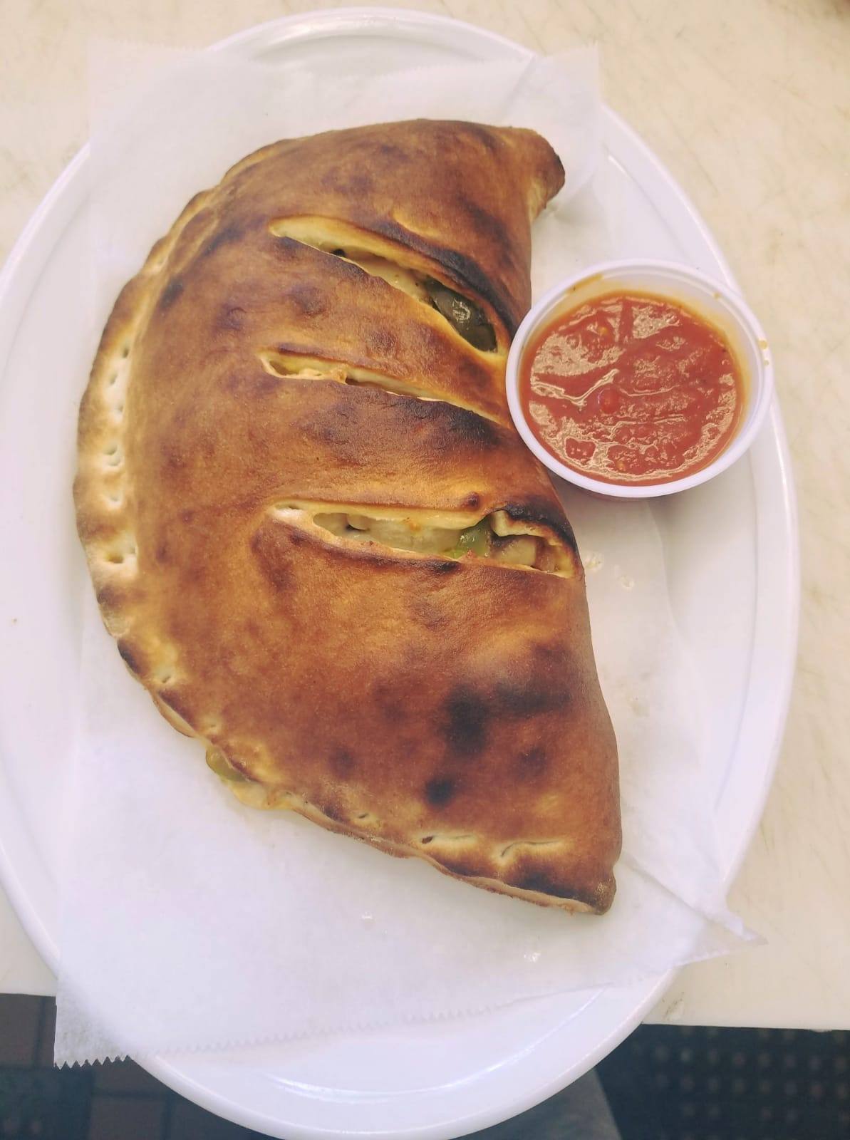 GARLIC CHEESE CALZONE