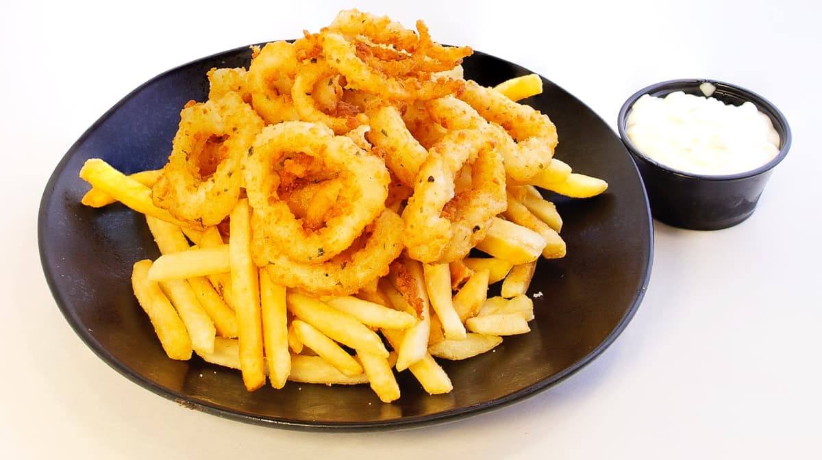 Garlic Calamari w/ Fries