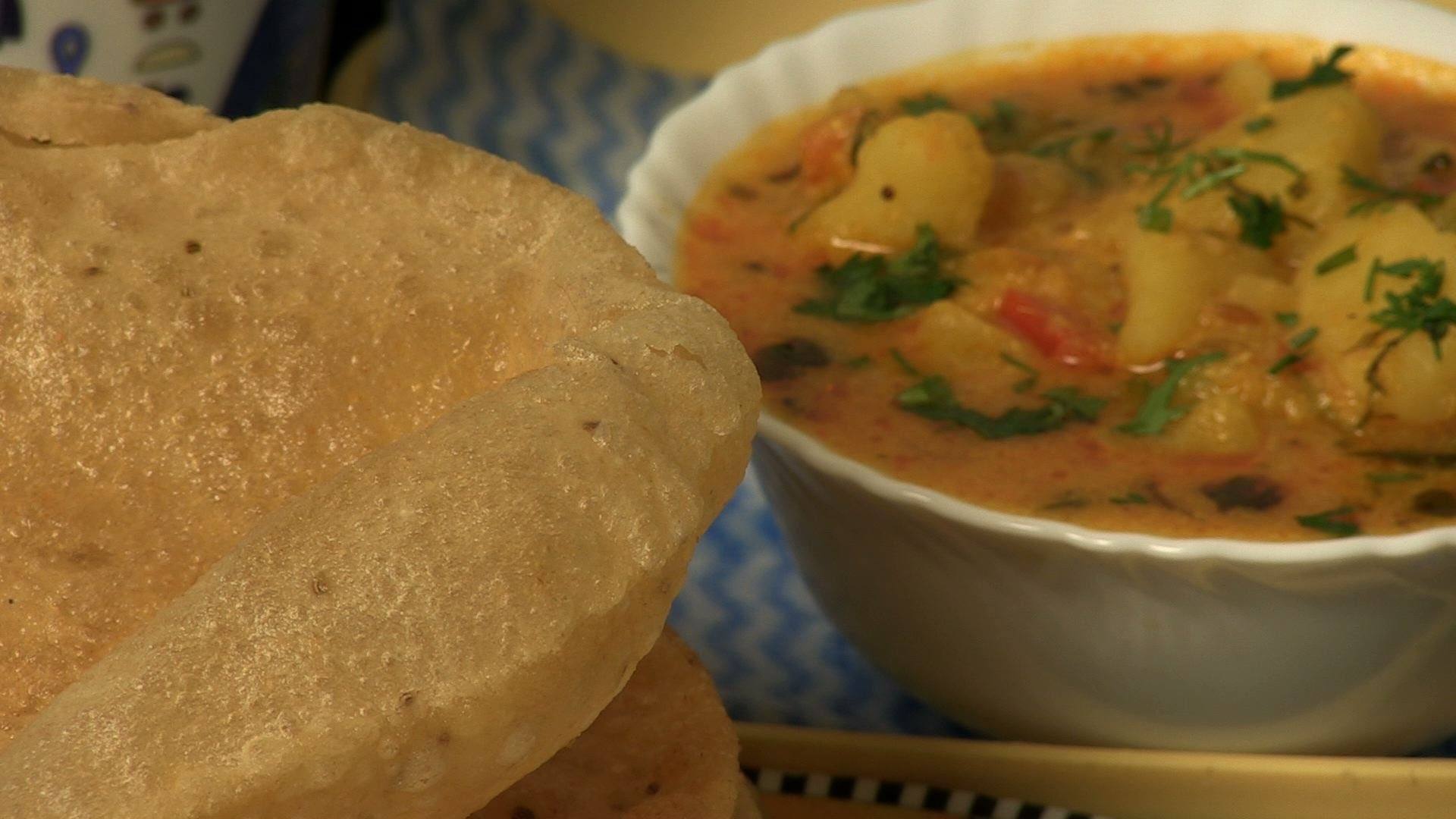 ALOO POORi