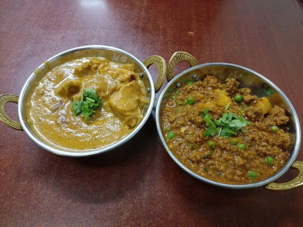 CHICKEN KORMA