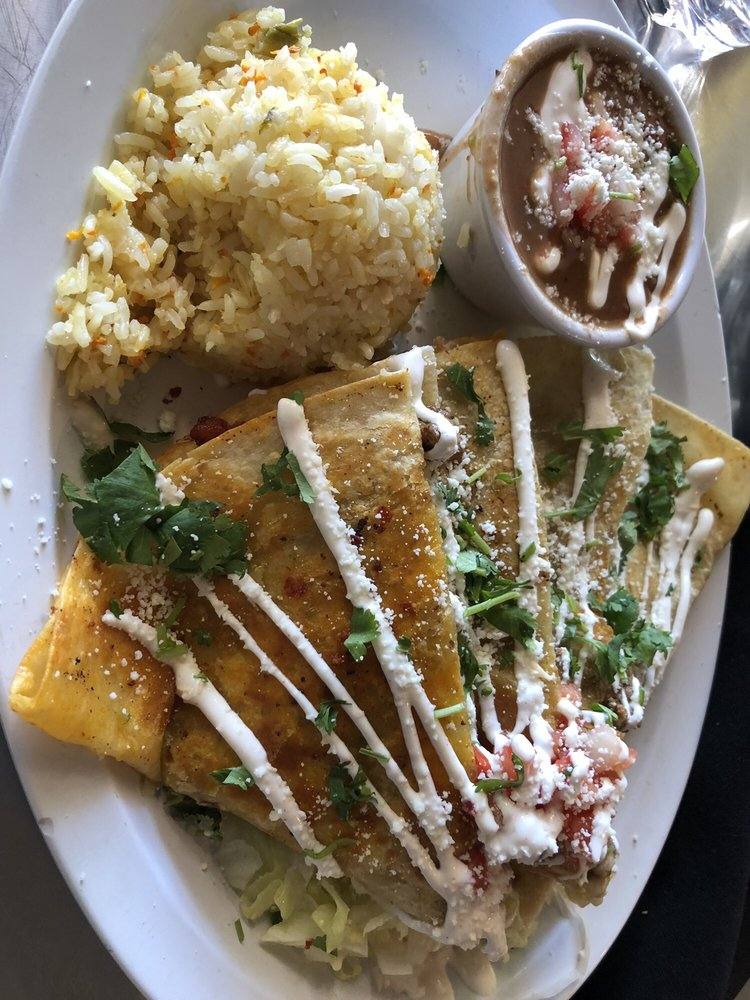 QUESADILLA LUNCH