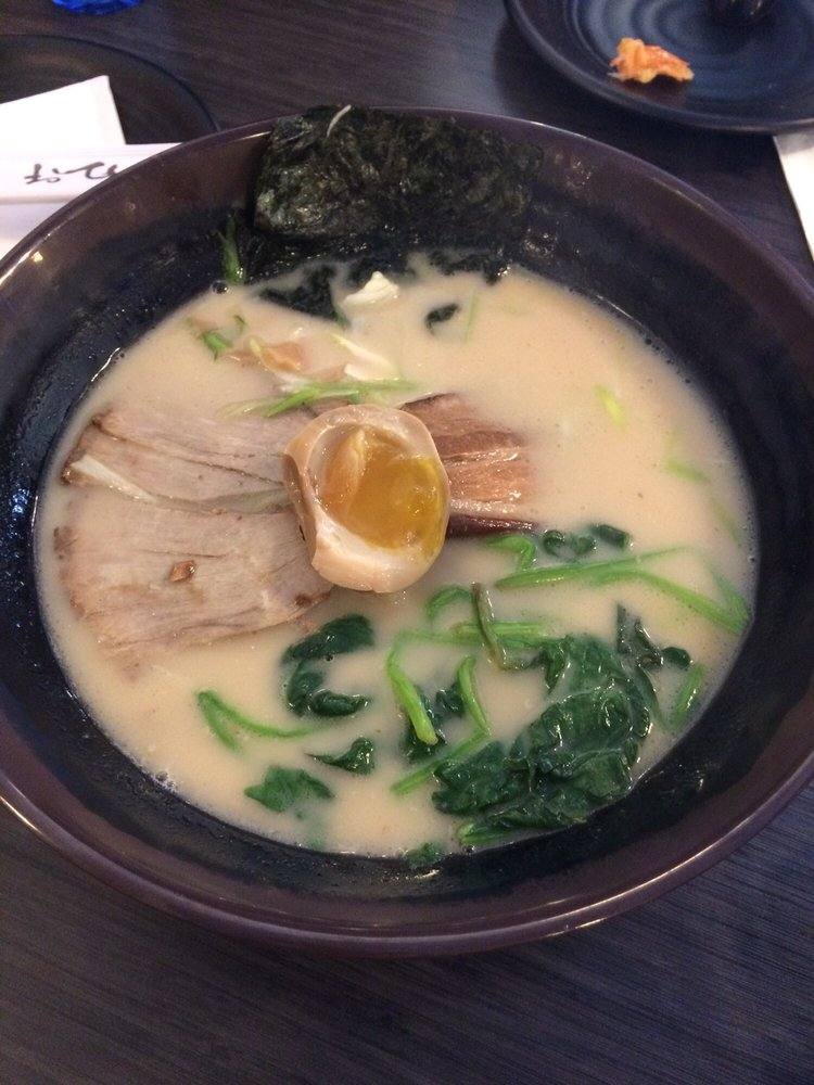 R1 Tonkotsu Ramen