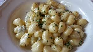 GNOCCHI AL GORGONZOLA