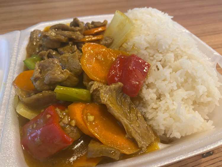 X31. Curry Chicken or Beef
